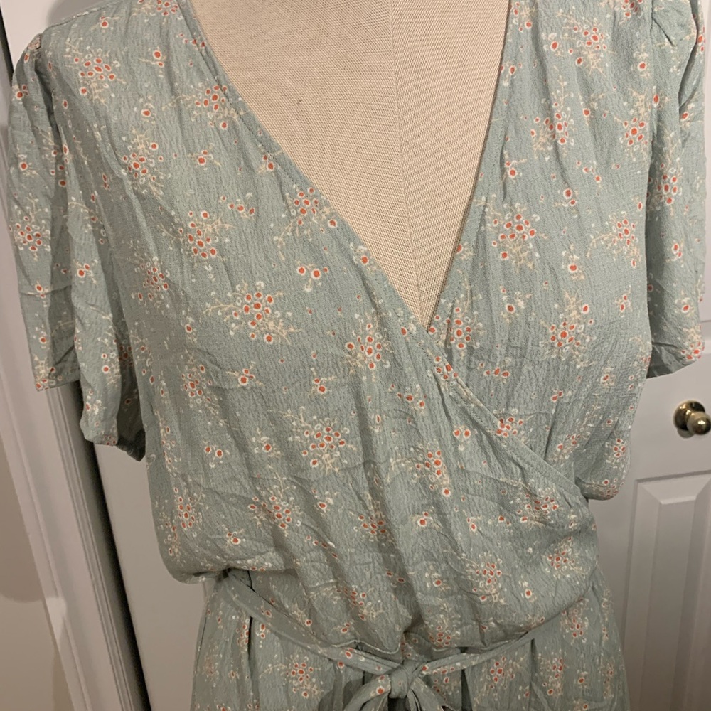 GAP Sage Green Floral Midi Dress with Cream Flowers - Picture 3 of 5